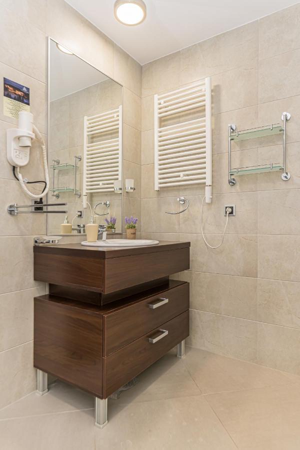 Ambient Apartment In Silver Montain - โปยานาบราซอฟ ภายนอก รูปภาพ